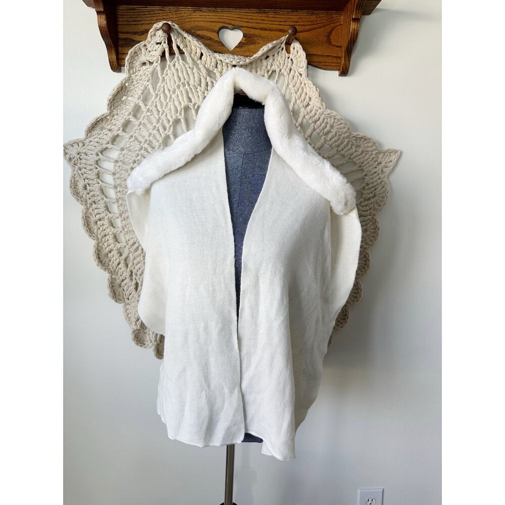 Vintage 90s Y2K Faux Fur Trimmed Hooded Scarf Cream Made In Italy